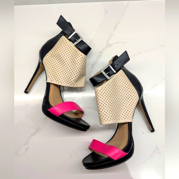 Juicy Couture Heels Pink & Beige Two-Tone Stilettos, Perforated Style, Size 10 - Picture 1 of 8